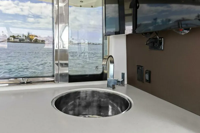 Slide: The Image of 2014 45 Cruisers Yachts Cantius - Best Times Too - 5558803