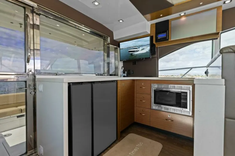 Slide: The Image of 2014 45 Cruisers Yachts Cantius - Best Times Too - 5558804