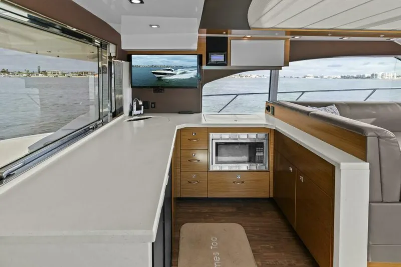 Slide: The Image of 2014 45 Cruisers Yachts Cantius - Best Times Too - 5558805