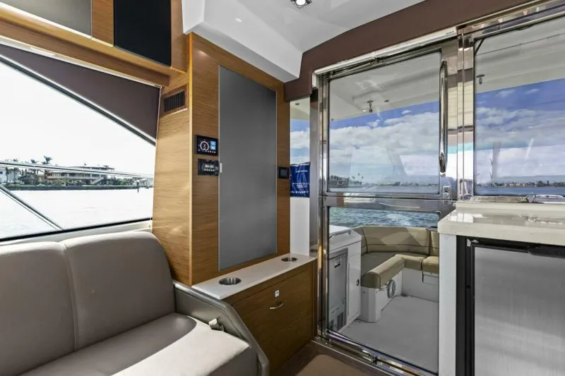 Slide: The Image of 2014 45 Cruisers Yachts Cantius - Best Times Too - 5558806