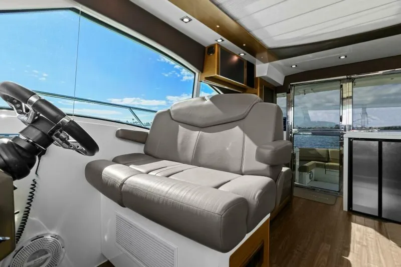 Slide: The Image of 2014 45 Cruisers Yachts Cantius - Best Times Too - 5558809