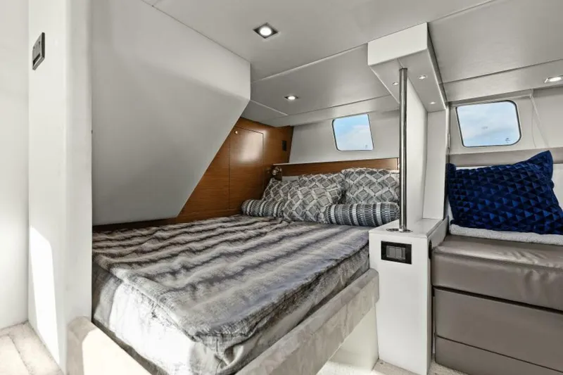 Slide: The Image of 2014 45 Cruisers Yachts Cantius - Best Times Too - 5558816