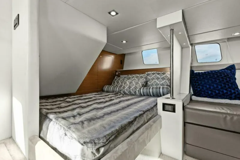 Slide: The Image of 2014 45 Cruisers Yachts Cantius - Best Times Too - 5558789