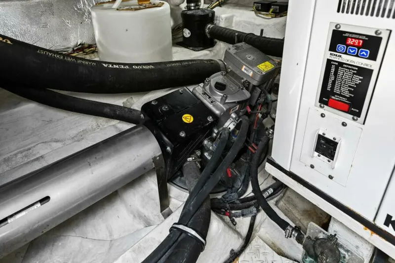 Slide: The Image of 2014 45 Cruisers Yachts Cantius - Best Times Too - 5558835