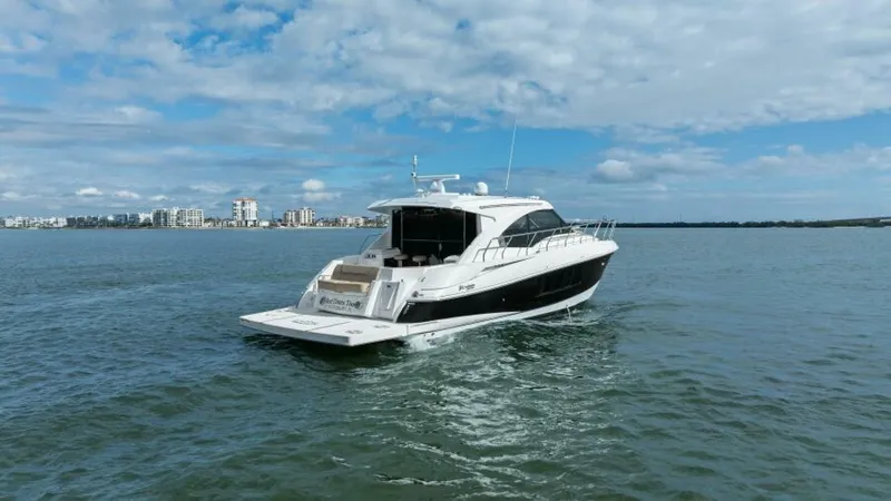 Slide: The Image of 2014 45 Cruisers Yachts Cantius - Best Times Too - 5558857