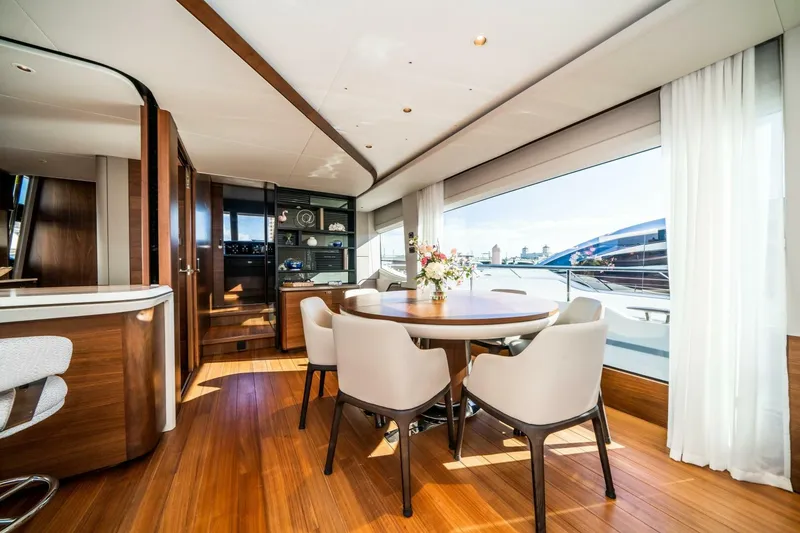 Slide: The Image of Princess Y85 2021 - 5559070