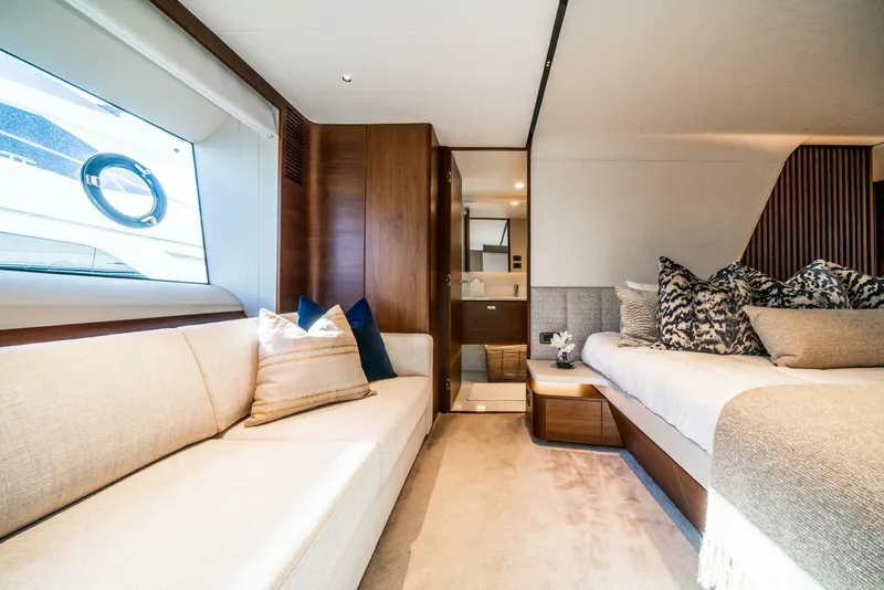 Slide: The Image of Princess Y85 2021 - 5559055