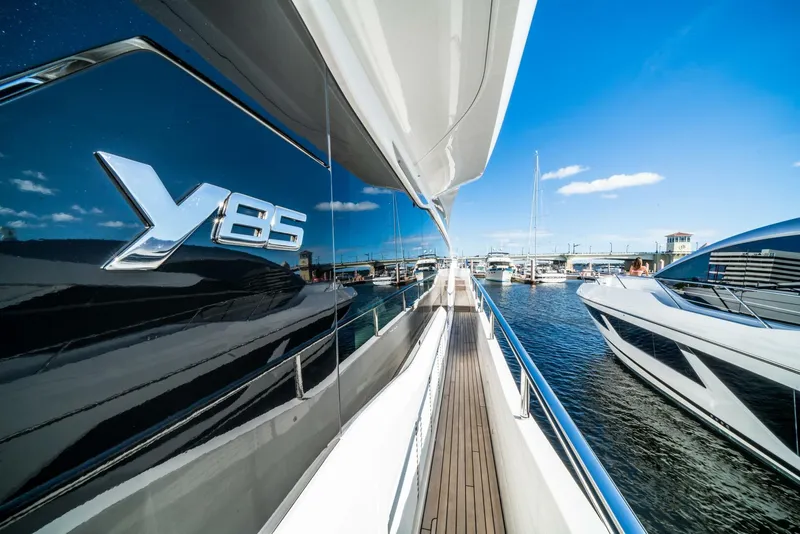 Slide: The Image of Princess Y85 2021 - 5559094