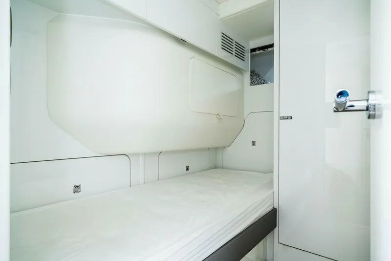 Slide: The Image of Princess Y85 2021 - 5559108