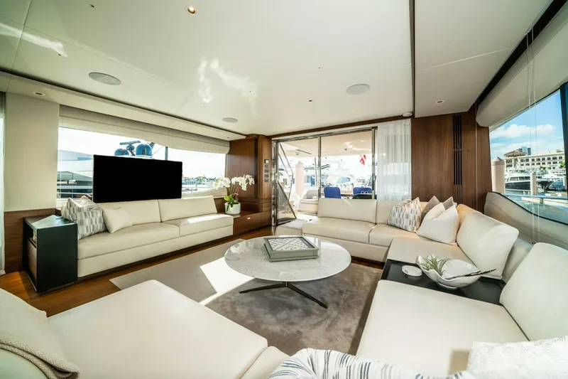 Slide: The Image of Princess Y85 2021 - 5559073