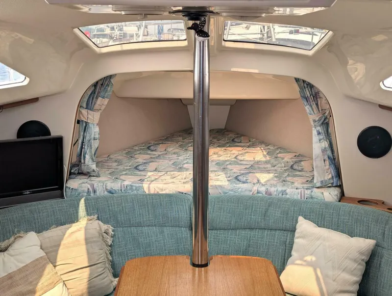 Slide: The Image of Hunter 29.5 1996 - 5559291