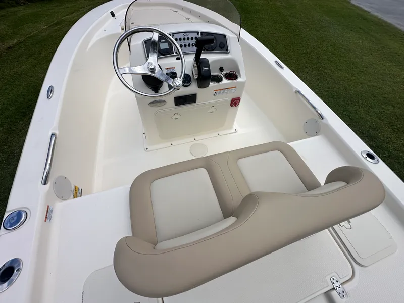 Slide: The Image of Scout 177 Sport 2025 - 5