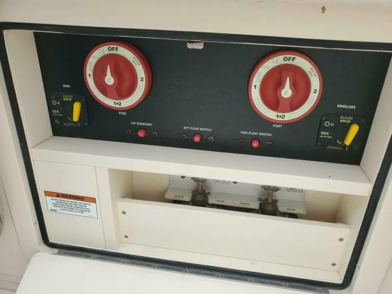 Slide: The Image of Grady-White 330 Express 2018 - 5559139