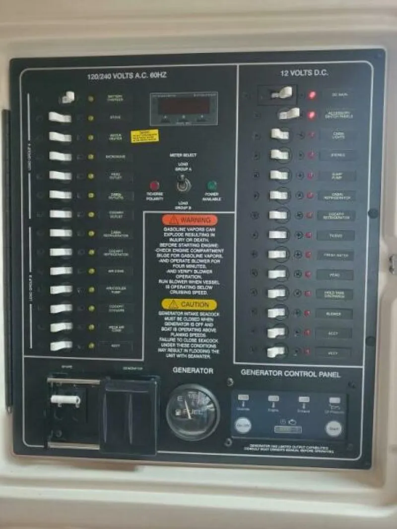 Slide: The Image of Grady-White 330 Express 2018 - 5559168