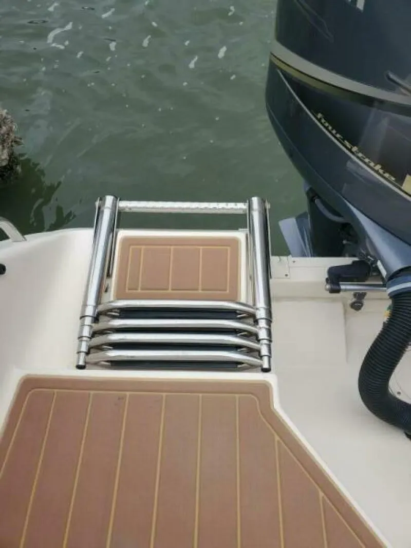 Slide: The Image of Grady-White 330 Express 2018 - 5559176