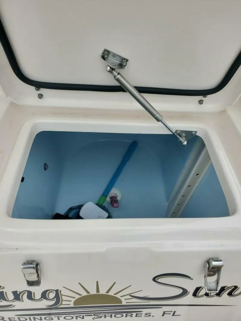 Slide: The Image of Grady-White 330 Express 2018 - 5559199