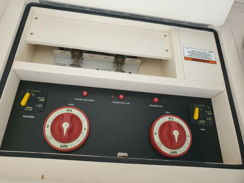 Slide: The Image of Grady-White 330 Express 2018 - 5559205