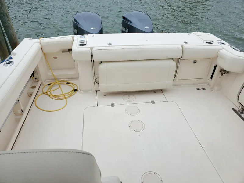 Slide: The Image of Grady-White 330 Express 2018 - 5559266