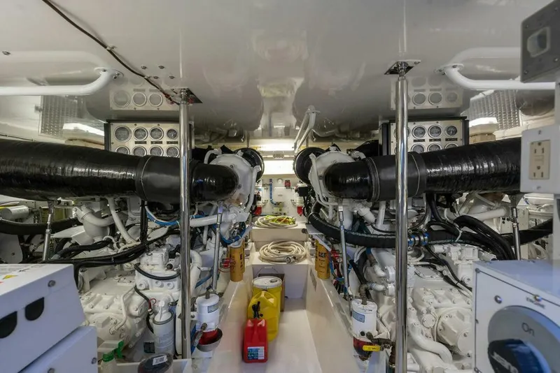 Slide: The Image of Hatteras Enclosed Bridge 2005 - 5559600