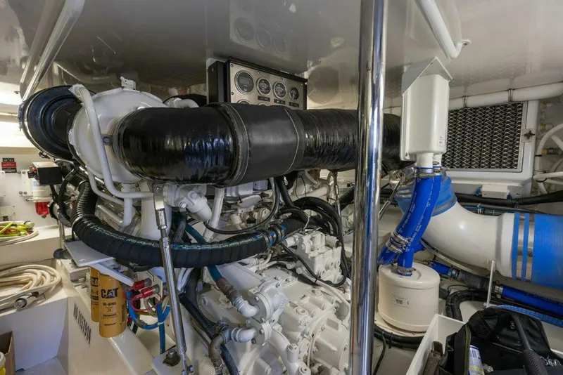 Slide: The Image of Hatteras Enclosed Bridge 2005 - 5559601