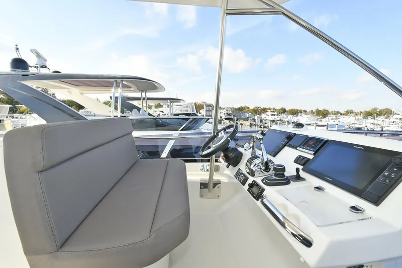 Slide: The Image of Prestige 560 Fly 2018 - 5559996