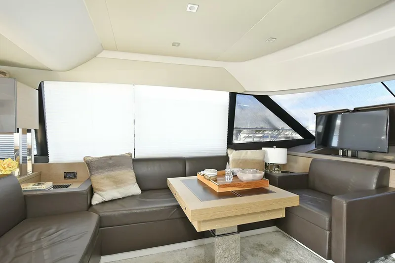 Slide: The Image of Prestige 560 Fly 2018 - 5559968