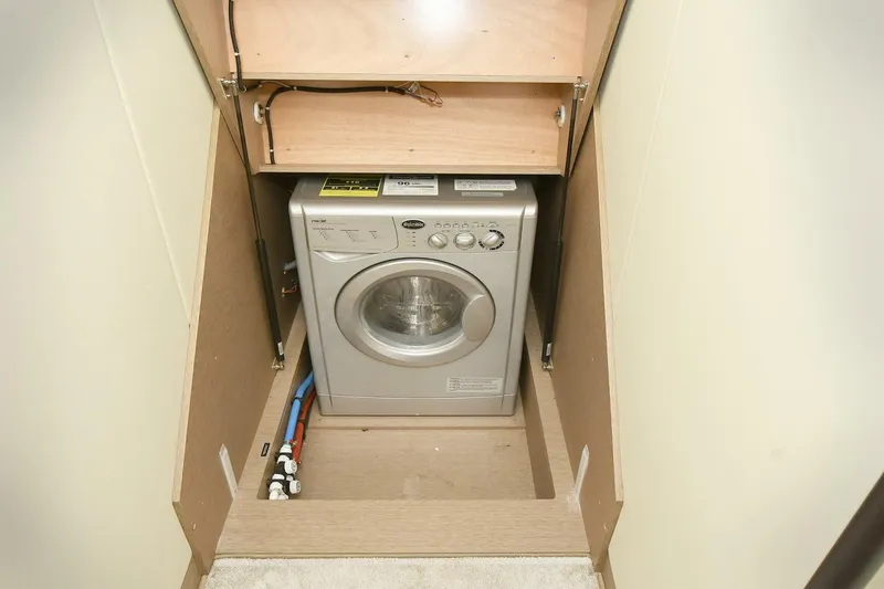 Slide: The Image of Prestige 560 Fly 2018 - 5559950