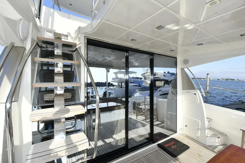 Slide: The Image of Prestige 560 Fly 2018 - 5559994