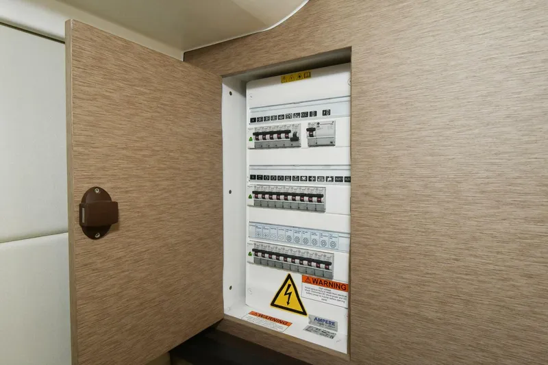 Slide: The Image of Prestige 560 Fly 2018 - 5559963