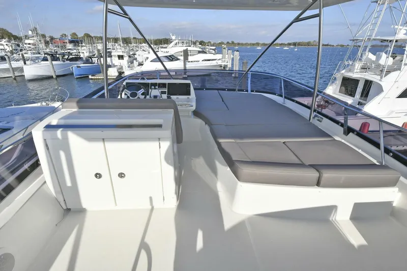 Slide: The Image of Prestige 560 Fly 2018 - 5559999