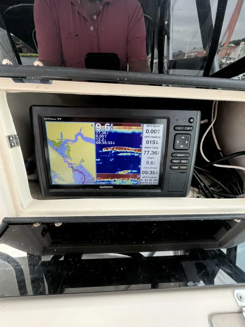 Slide: The Image of Grady-White 232 GulfStream 2004 - 5560159