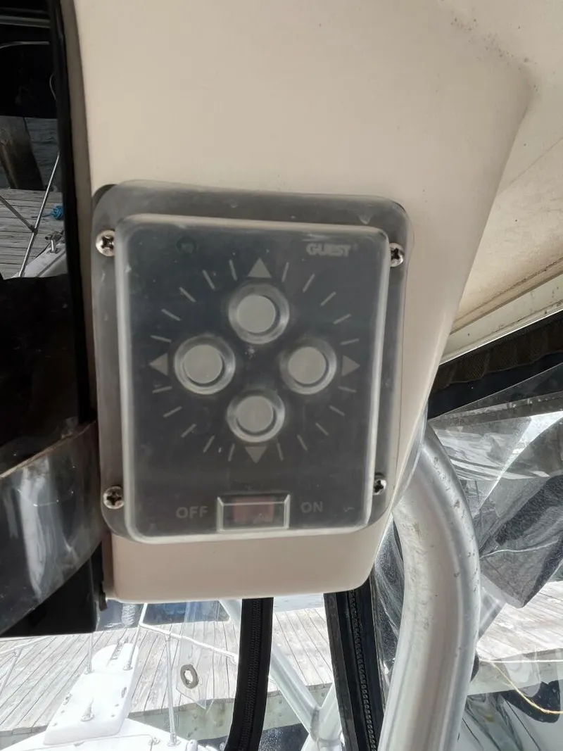 Slide: The Image of Grady-White 232 GulfStream 2004 - 5560161