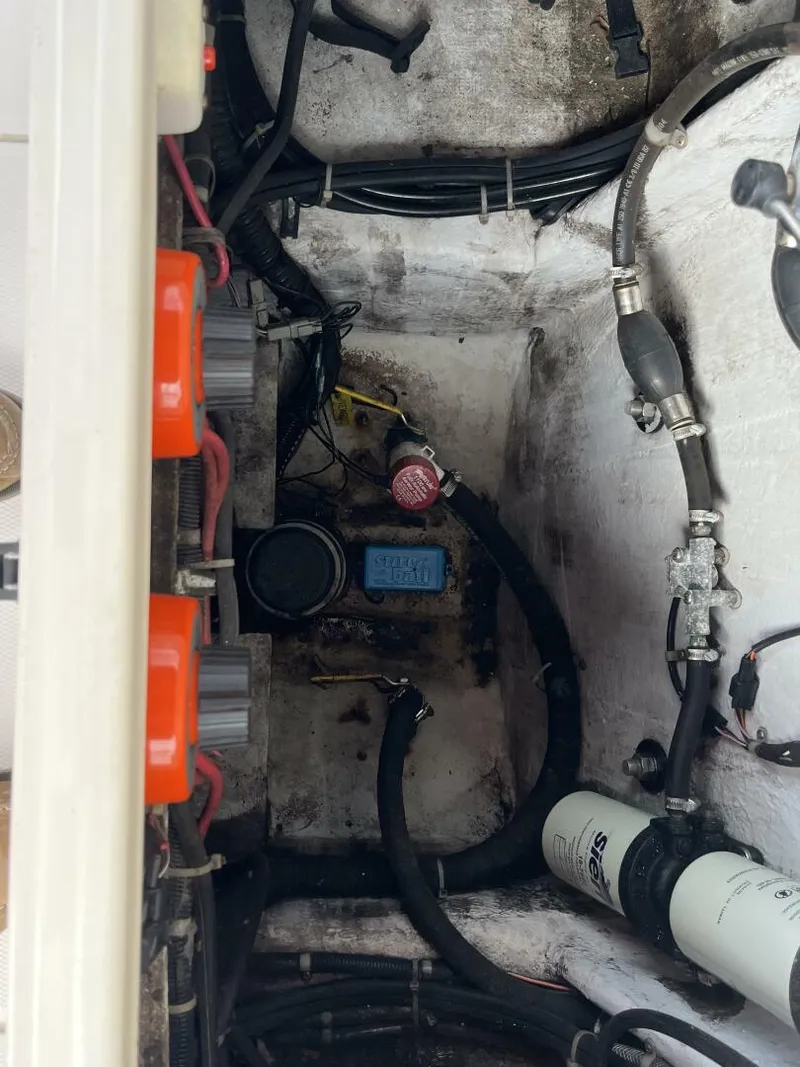 Slide: The Image of Grady-White 232 GulfStream 2004 - 5560169