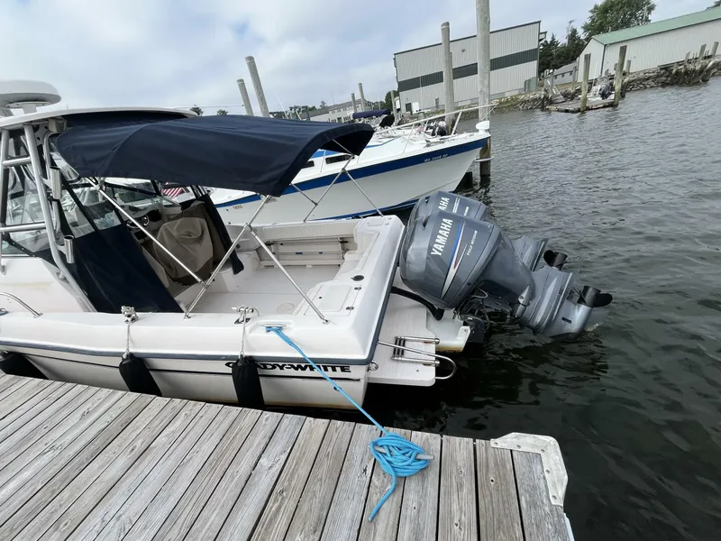 Slide: The Image of Grady-White 232 GulfStream 2004 - 5560137