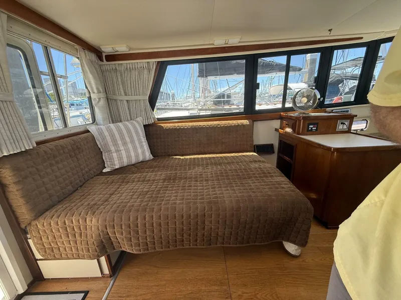 Slide: The Image of Camano 31 2001 - 5563733