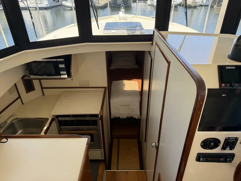 Slide: The Image of Camano 31 2001 - 5563708