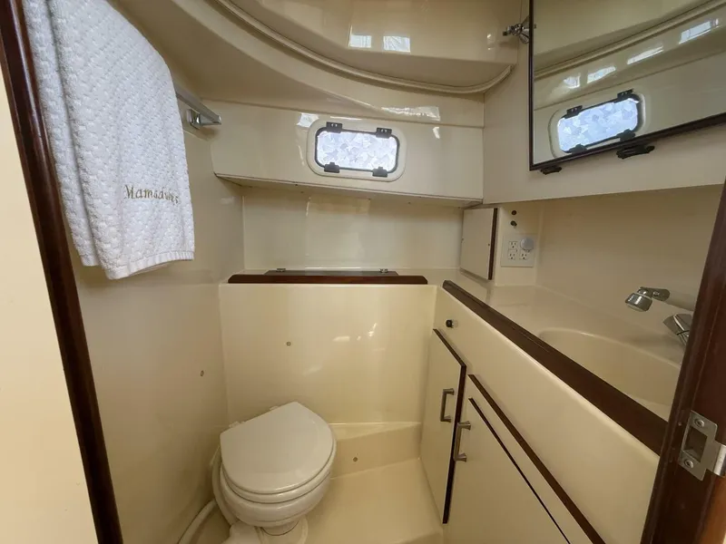 Slide: The Image of Camano 31 2001 - 5563811