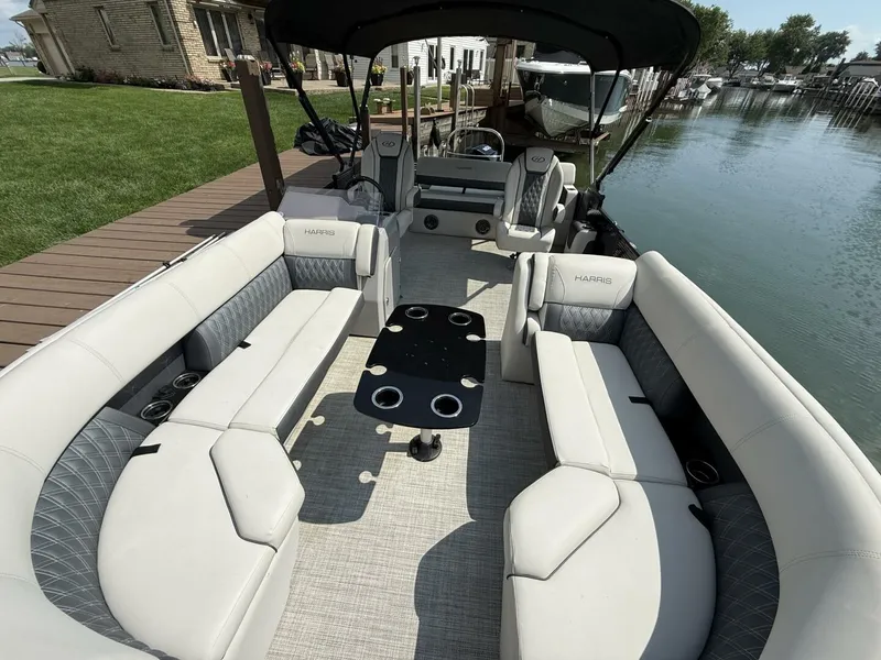 Slide: The Image of Harris Sunliner 230 2022 - 5560431