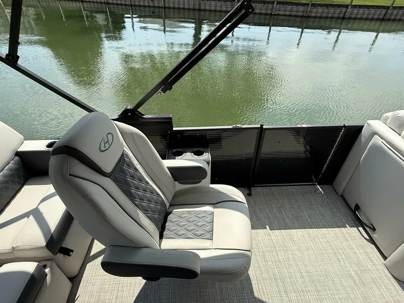 Slide: The Image of Harris Sunliner 230 2022 - 5560434