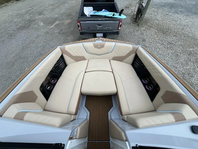 Slide: The Image of Nautique Super Air Natique G23 2022 - 5560836
