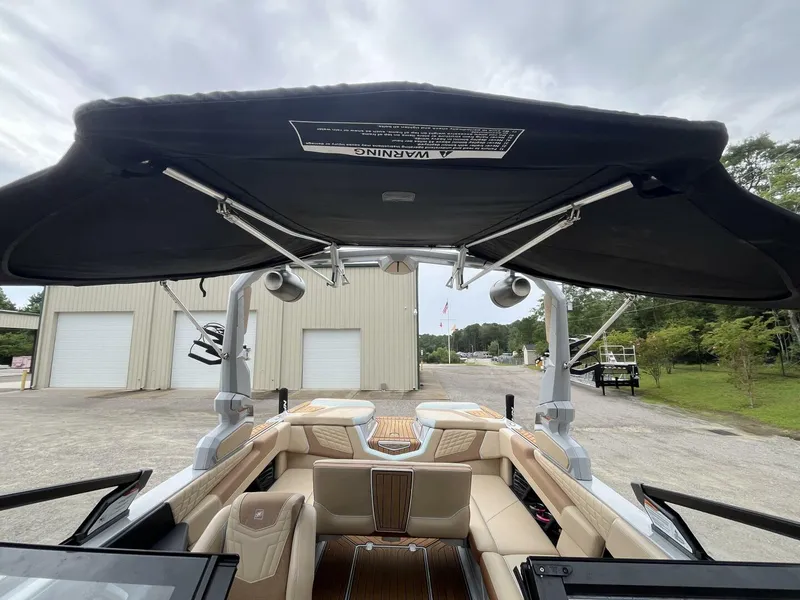 Slide: The Image of Nautique Super Air Natique G23 2022 - 5560840