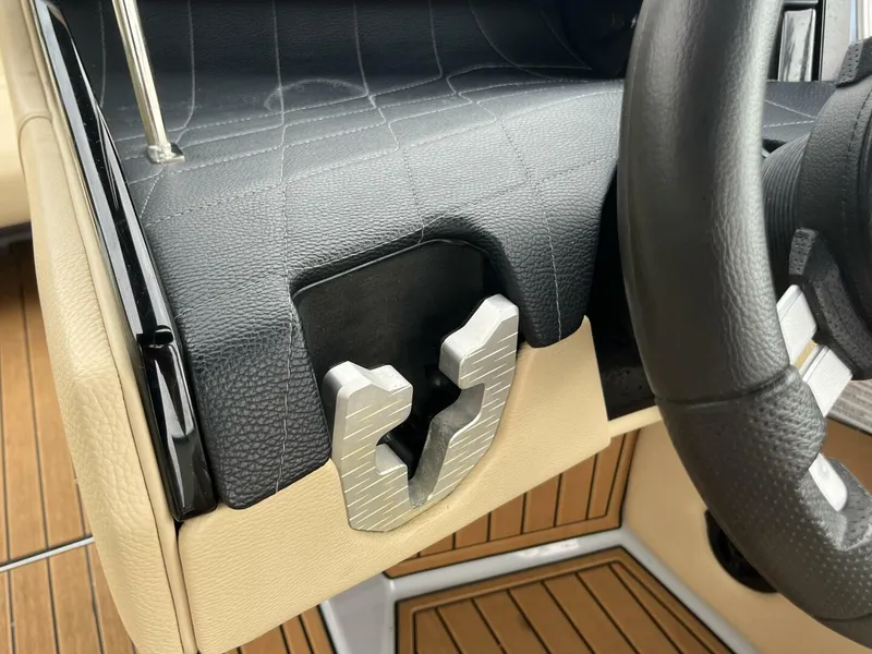 Slide: The Image of Nautique Super Air Natique G23 2022 - 5560850