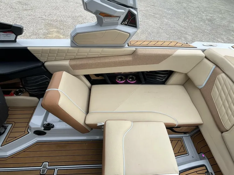 Slide: The Image of Nautique Super Air Natique G23 2022 - 5560859