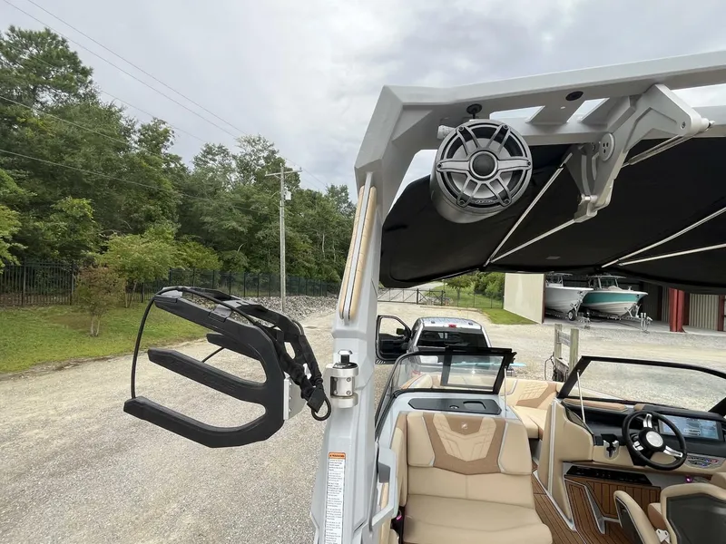 Slide: The Image of Nautique Super Air Natique G23 2022 - 5560863