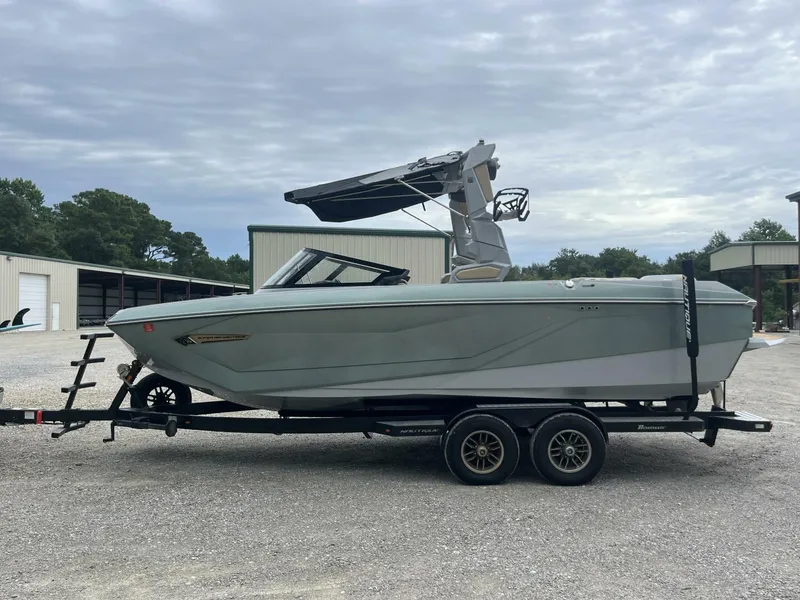 Slide: The Image of Nautique Super Air Natique G23 2022 - 5560825