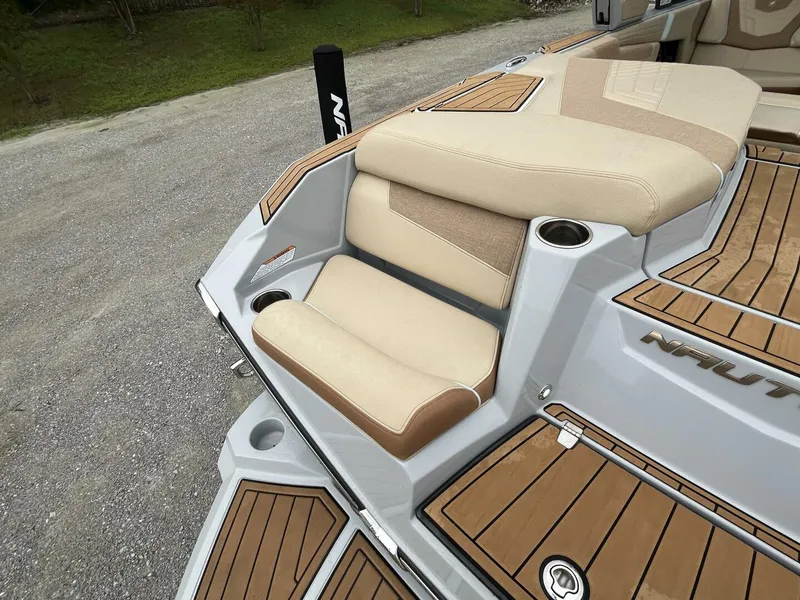 Slide: The Image of Nautique Super Air Natique G23 2022 - 5560875