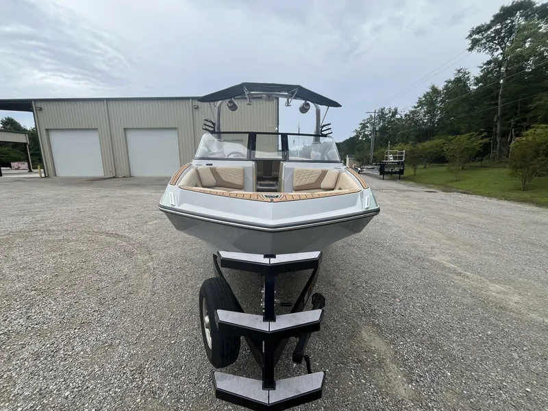 Slide: The Image of Nautique Super Air Natique G23 2022 - 5560827