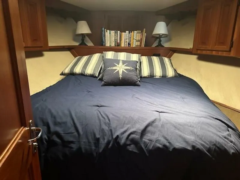 Slide: The Image of Viking 45 Convertible 1988 - 5561497