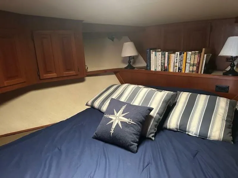 Slide: The Image of Viking 45 Convertible 1988 - 5561499