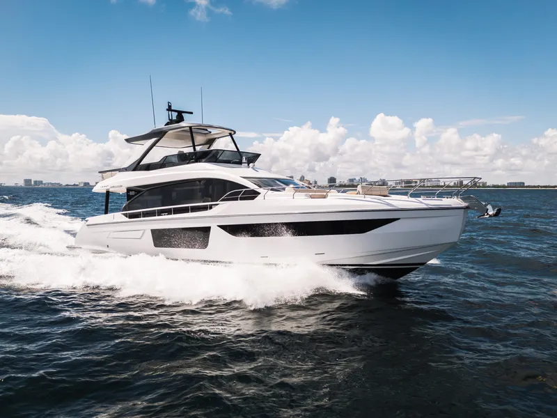 Slide: The Image of Azimut Fly 68 2026 - 5736978